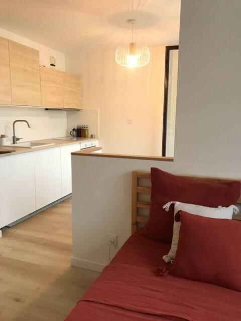 Renovated Flat With Loggia - Gare Part-Dieu 5Min Лион Экстерьер фото