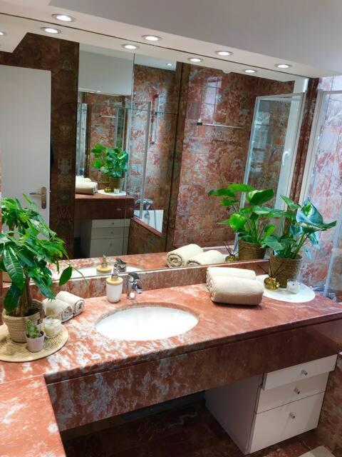 Renovated Flat With Loggia - Gare Part-Dieu 5Min Лион Экстерьер фото