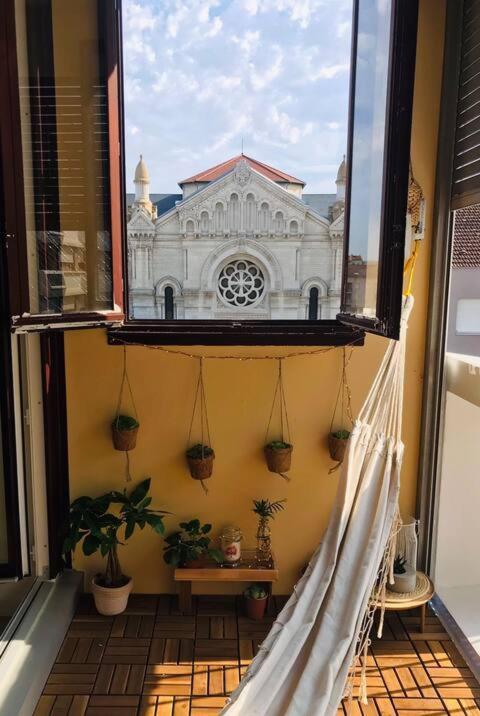 Renovated Flat With Loggia - Gare Part-Dieu 5Min Лион Экстерьер фото